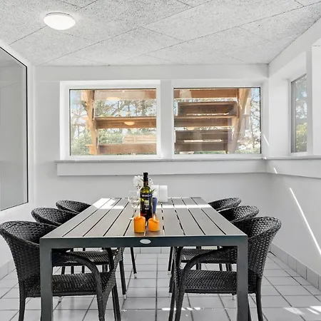 Сasa de vacaciones Awesome In With Kitchen *