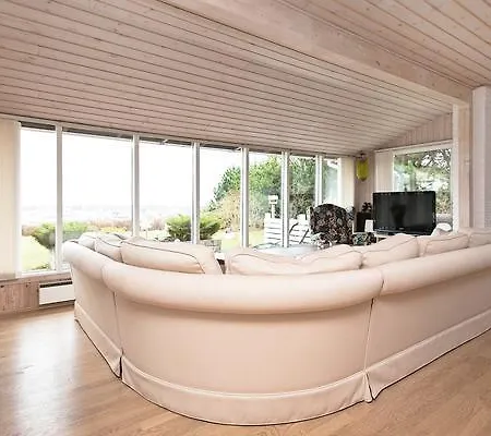 Awesome In With Kitchen Сasa de vacaciones *